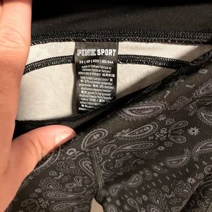 PINK Victoria’s Secret Yoga Leggings